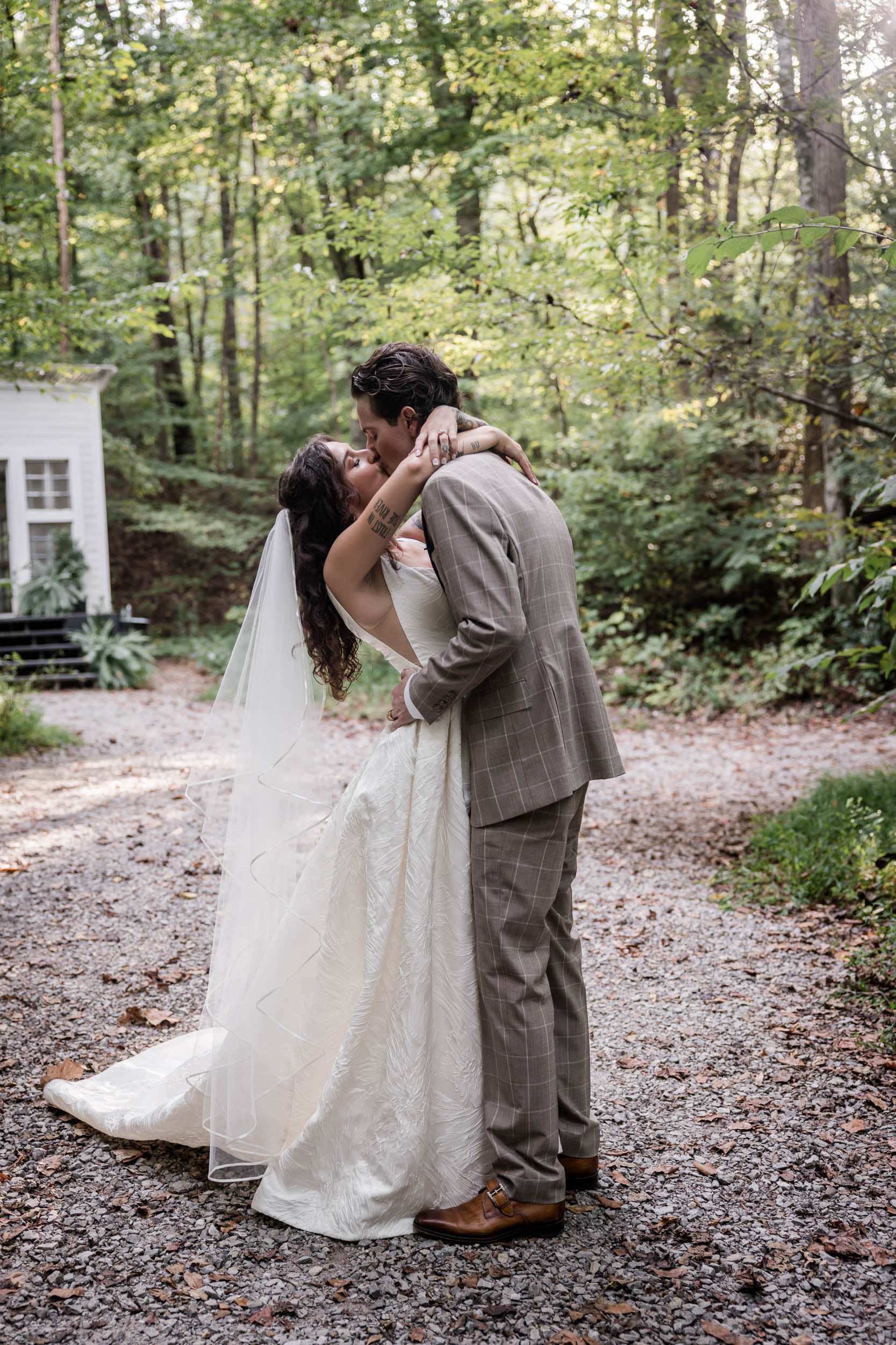 September Tennessee Micro Wedding