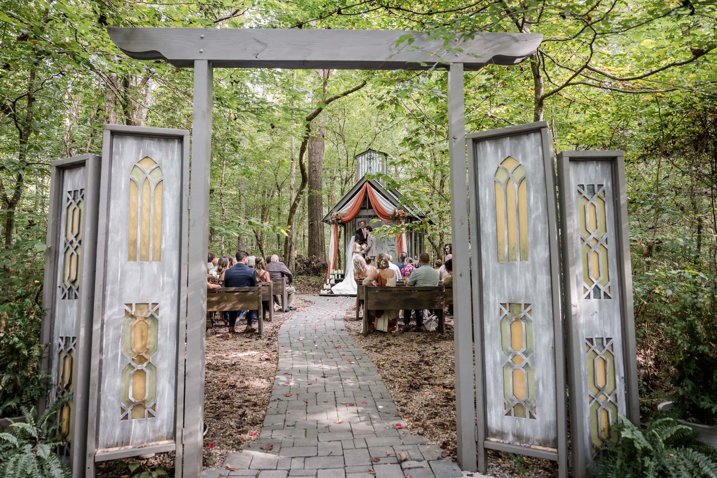 September Tennessee Micro Wedding